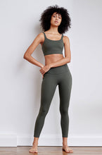 id rise technical leggings by ADAY - perfect for travel