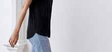 Black technical silk inspired t-shirt with bonded seams - technical apparel by ADAY