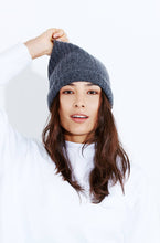 Stretch Out Beanie2