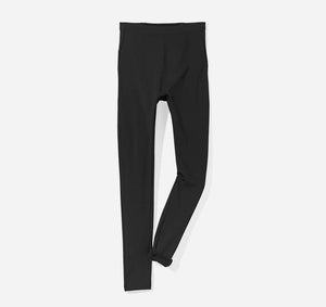 Thermal, high waisted, matte finish leggings with a hidden phone pocket on the side.